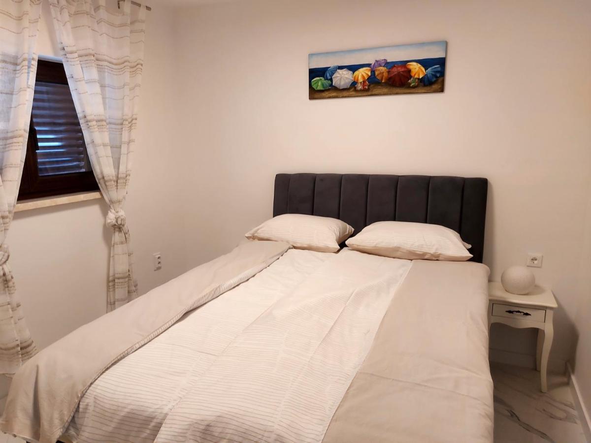 Apartman S Dvije Spavace Sobe بوريتش المظهر الخارجي الصورة
