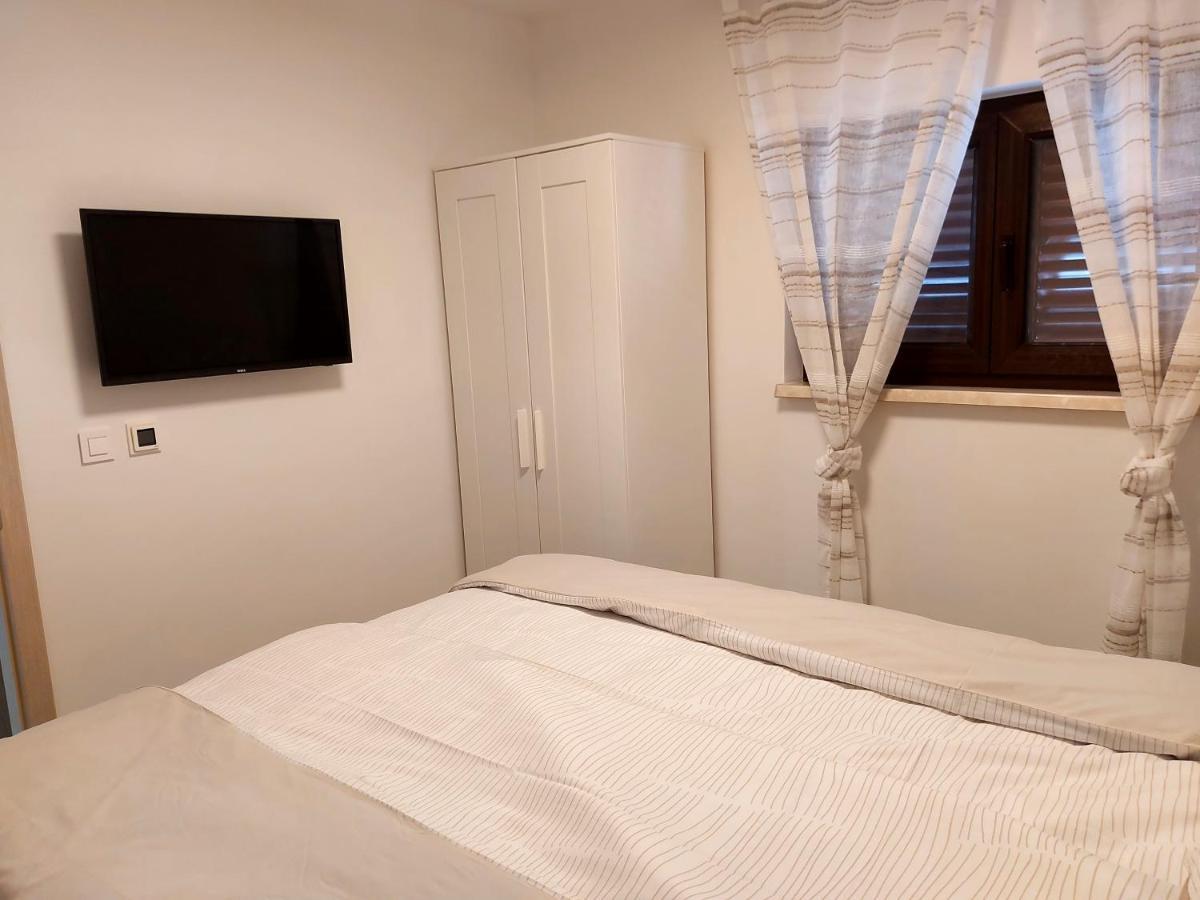 Apartman S Dvije Spavace Sobe بوريتش المظهر الخارجي الصورة